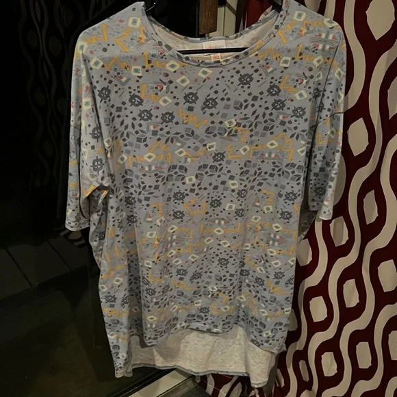 LuLaRoe shirt - Picture 1 of 1